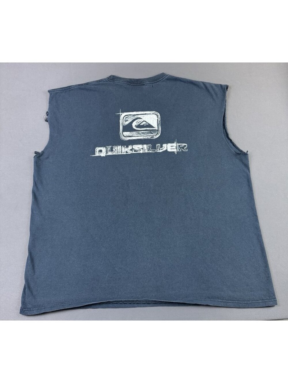Rare Vintage Y2K Quiksilver Surf Skate Beach Cut Off Sun Fade Shirt 2XL Water T